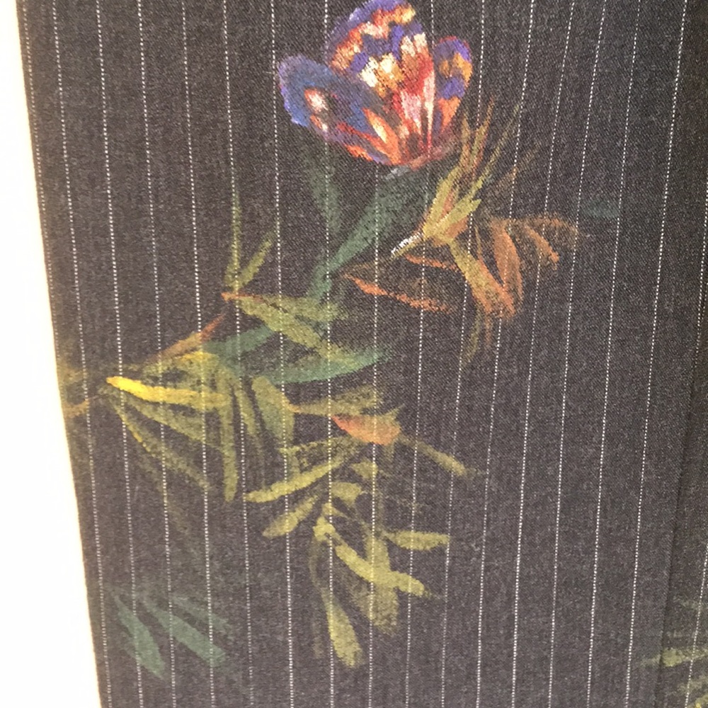 Custom Made Gray Pinstripe Handpainted Skirt - Picture 8 of 10